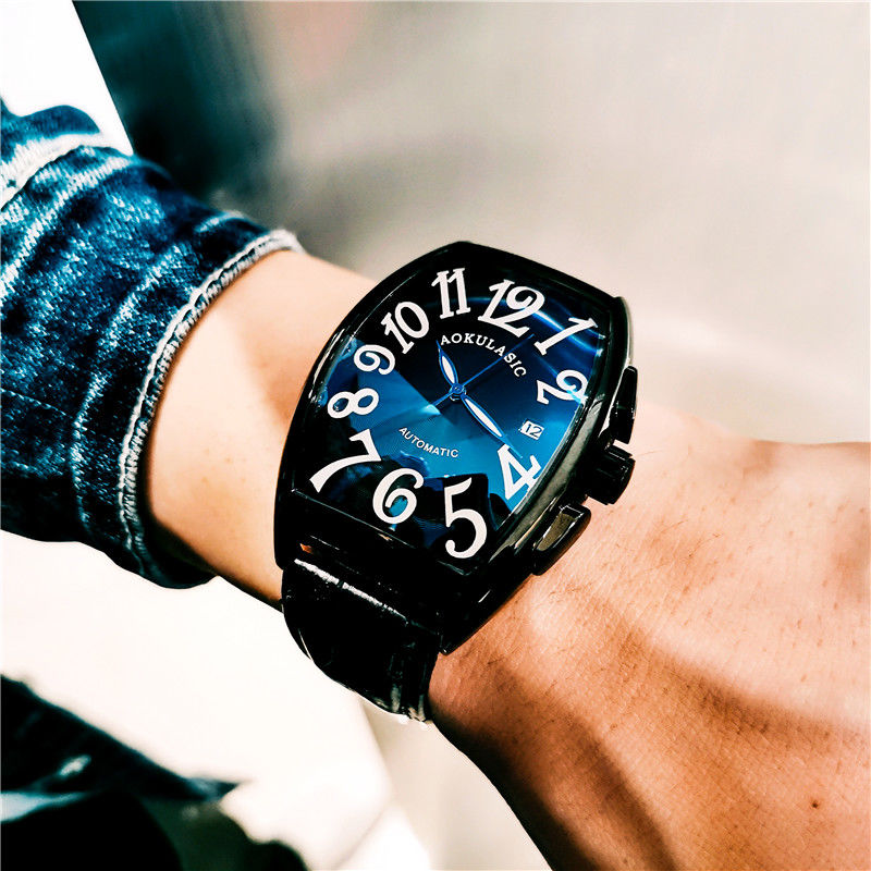 Luxurious Men's Mechanical Wat - Cartier Watch Tank recension och pris